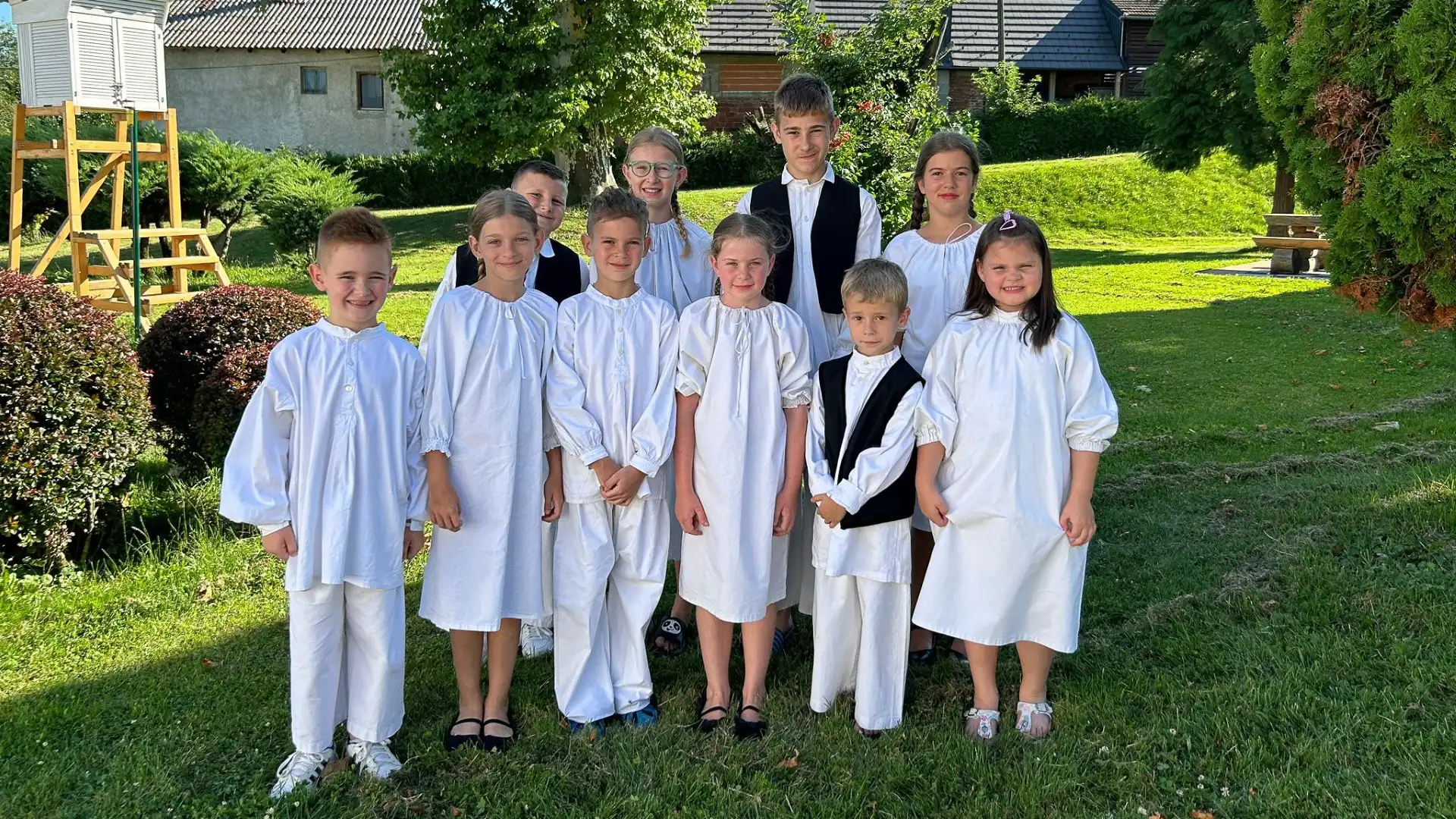 060724-dum-marusevec-016 (Large) 060724-dum-marusevec-016 (Large)