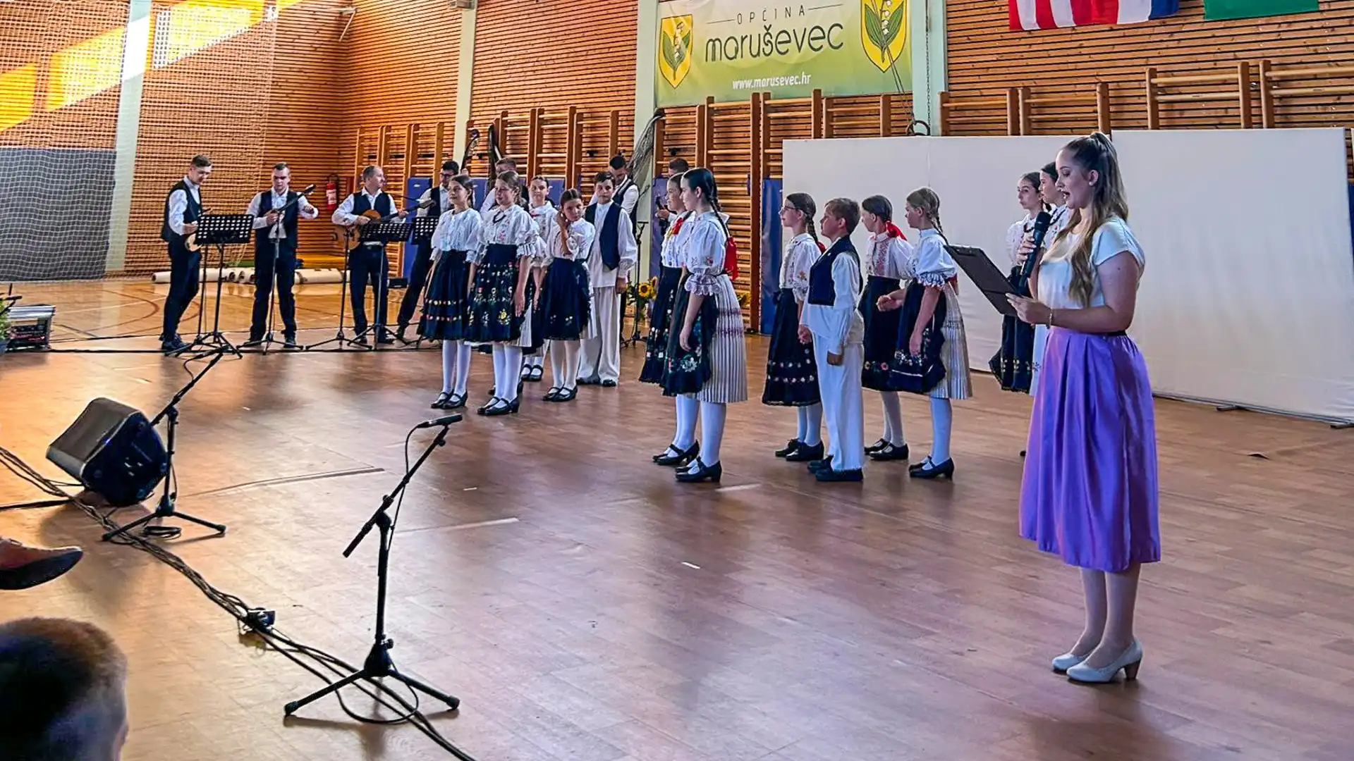 060724-dum-marusevec-02 (Large) 060724-dum-marusevec-02 (Large)