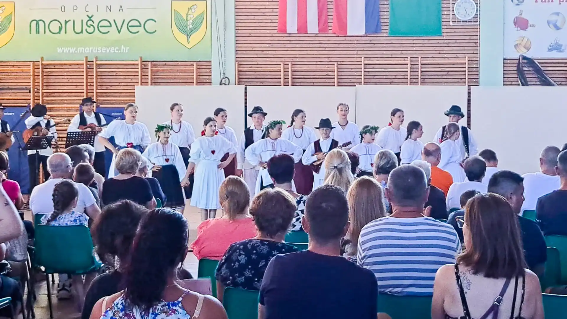 060724-dum-marusevec-08 (Large) 060724-dum-marusevec-08 (Large)