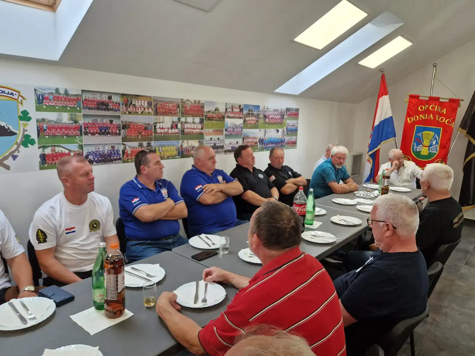 1acf7265-7d80-4b4f-8b5c-4132edbfad80