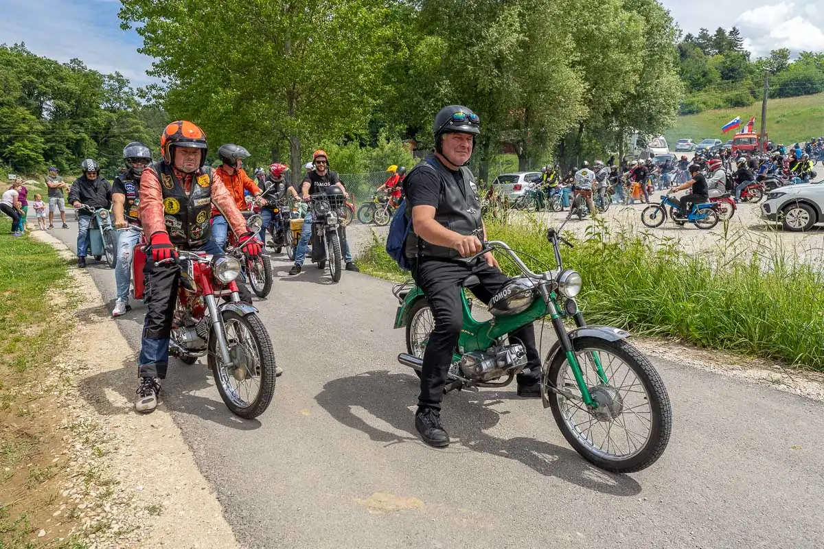 2.6.2024. – 3. Tomos susret „med mejom i Ravnom gorom“_FB Media (1 of 62) 2.6.2024. – 3. Tomos susret „med mejom i Ravnom gorom“_FB Media (1 of 62)