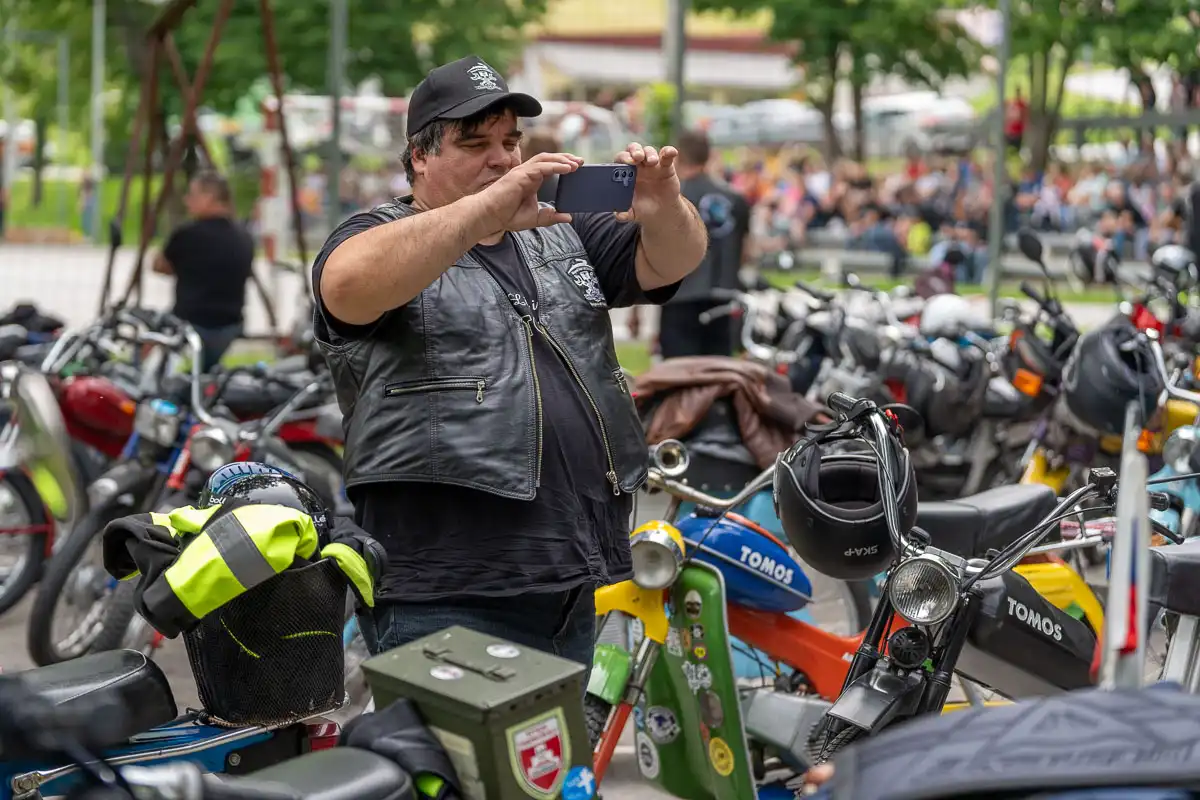 2.6.2024. – 3. Tomos susret „med mejom i Ravnom gorom“_FB Media (23 of 62) 2.6.2024. – 3. Tomos susret „med mejom i Ravnom gorom“_FB Media (23 of 62)