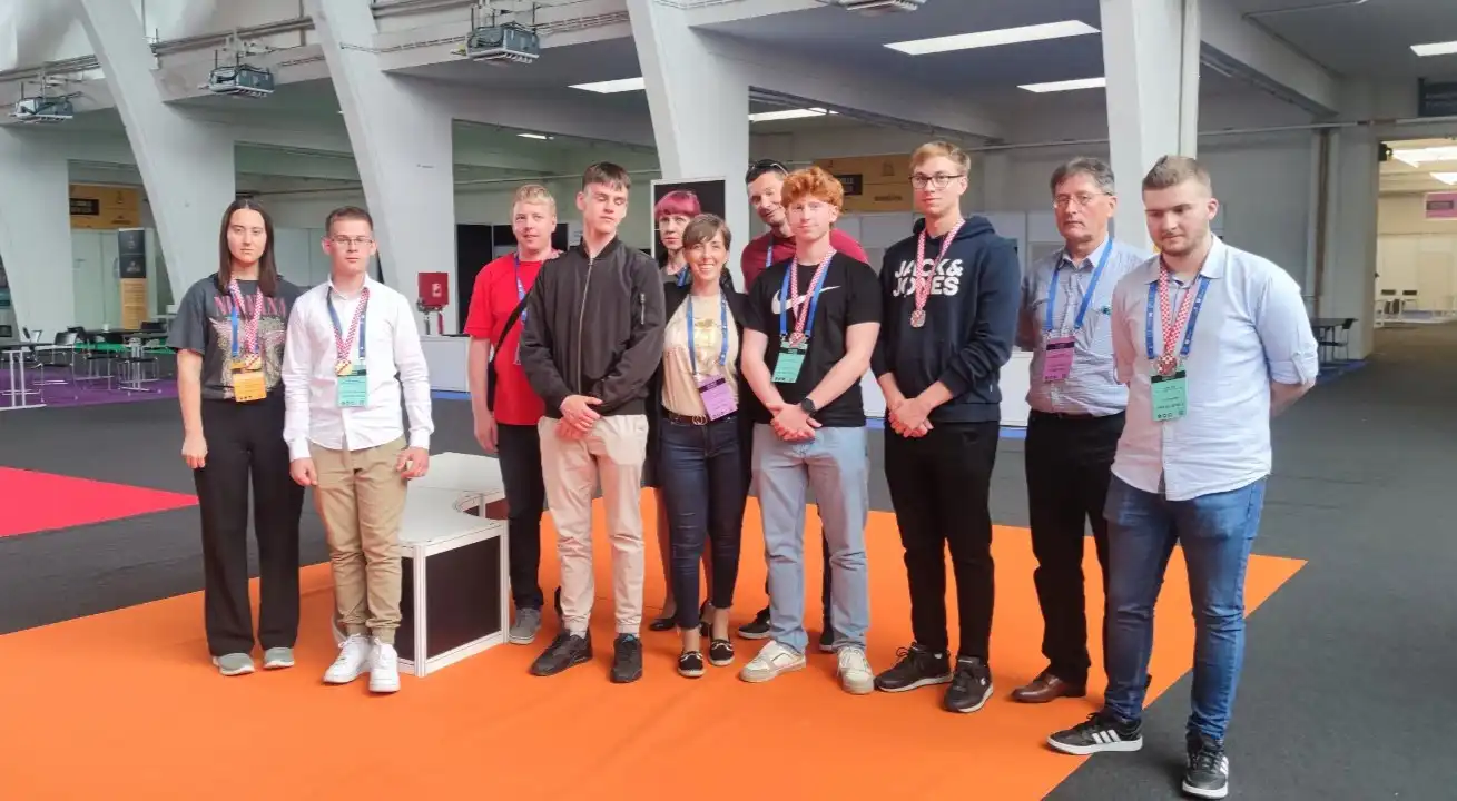 2_world_skills_2024_elektrostrojarska_skola (1) 2_world_skills_2024_elektrostrojarska_skola (1)