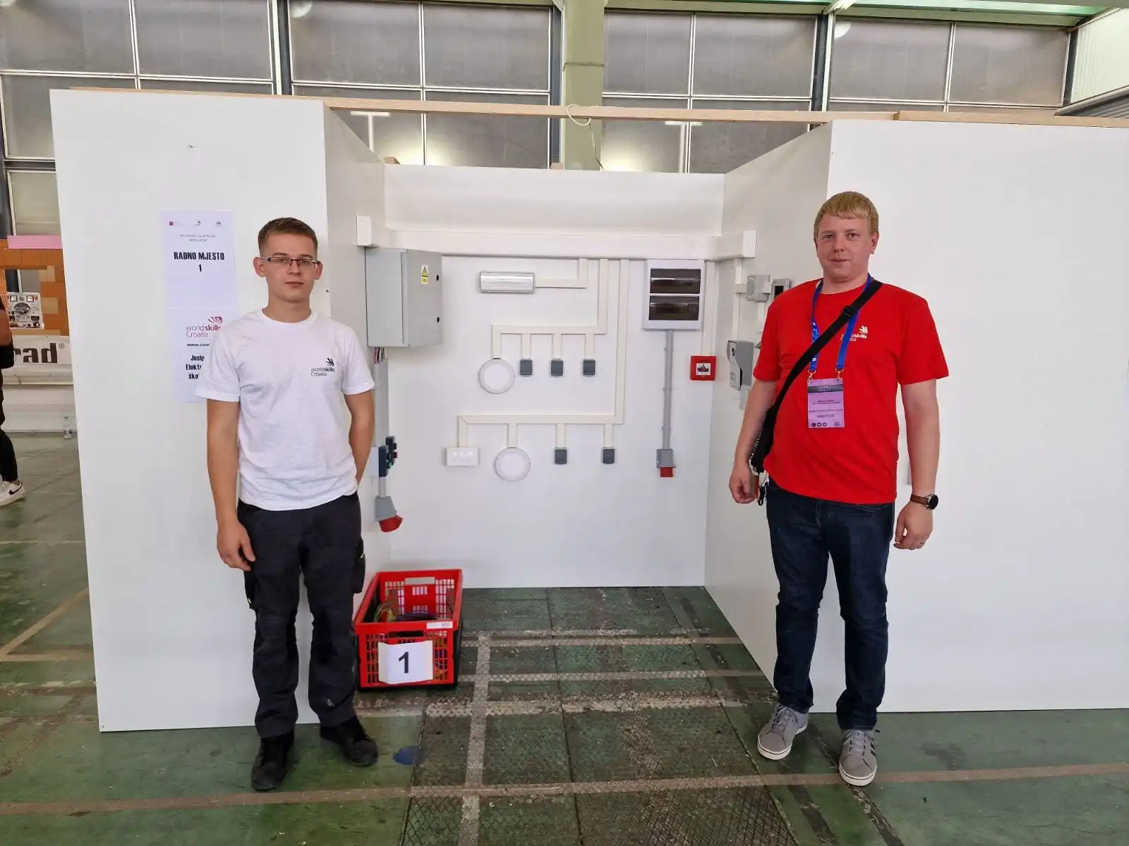 2_world_skills_2024_elektrostrojarska_skola (2) 2_world_skills_2024_elektrostrojarska_skola (2)