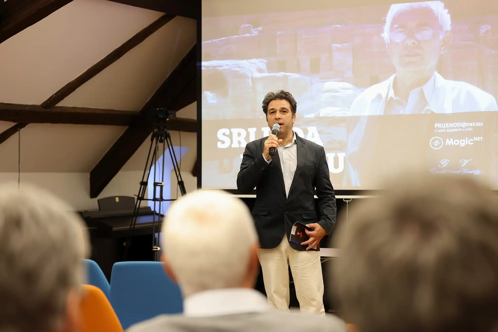 424581688_953933296740328_7113595422649945676_n