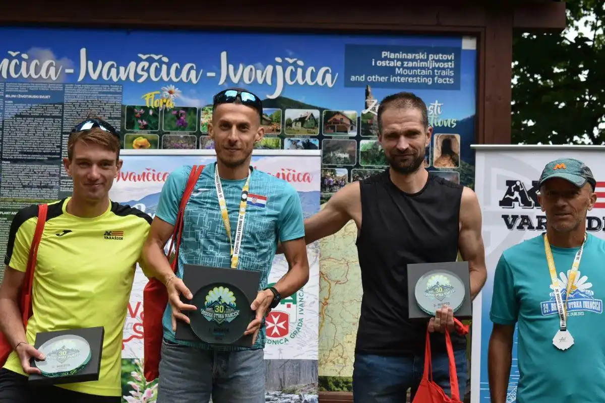 449050116_481838774229656_2441330648940632829_n