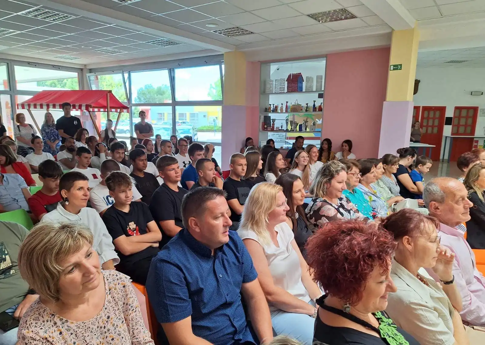 449692836_970305741554567_3731596705845595168_n