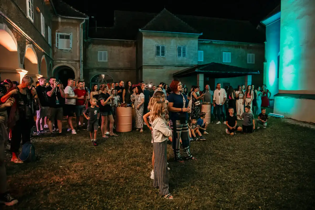 454743217_905850418255806_3775232726539538777_n