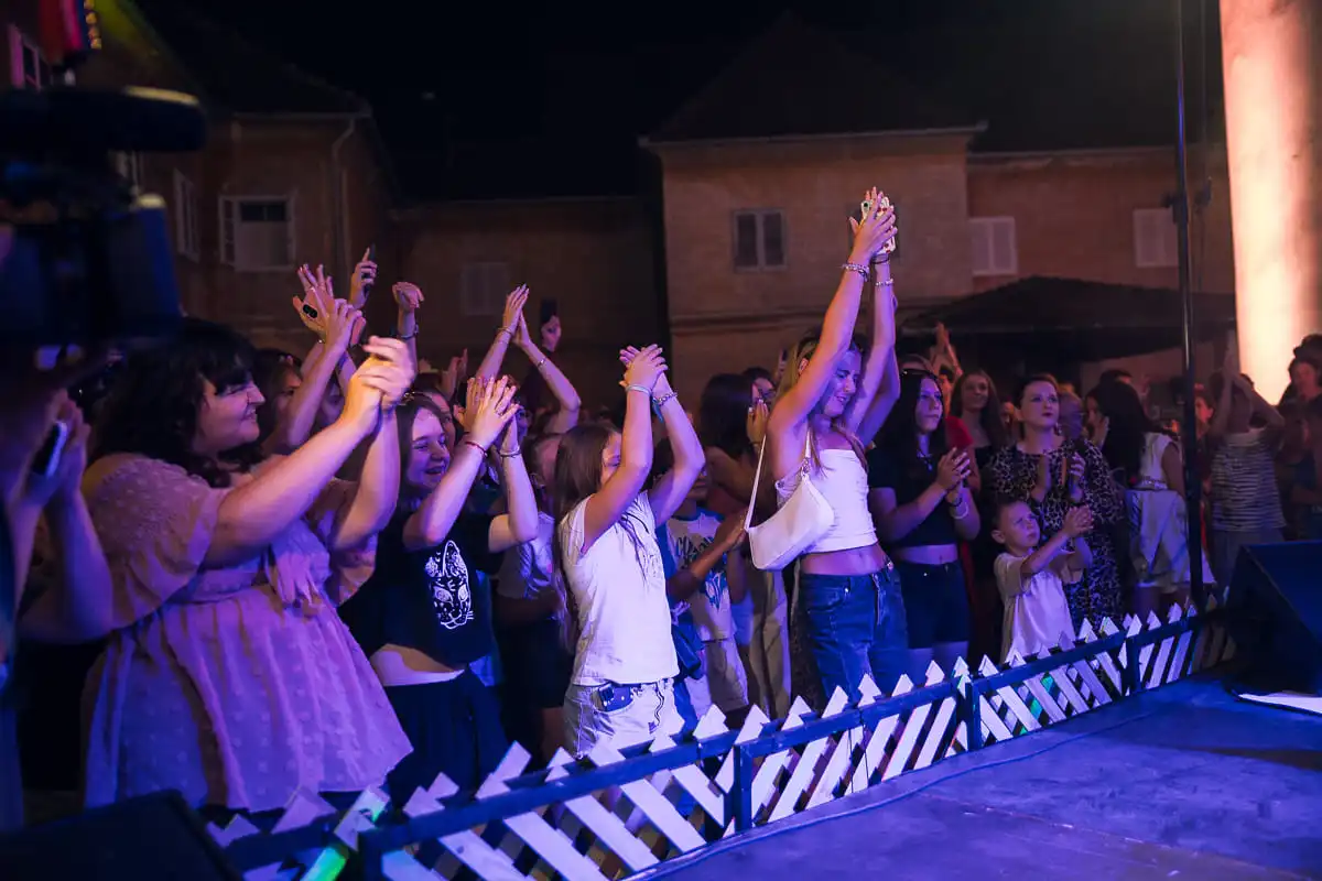 454784135_905850121589169_3720024342128247806_n