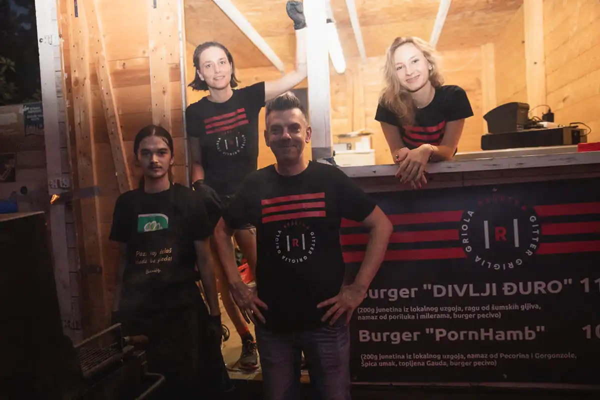 455009898_906521291522052_5434626900204304576_n