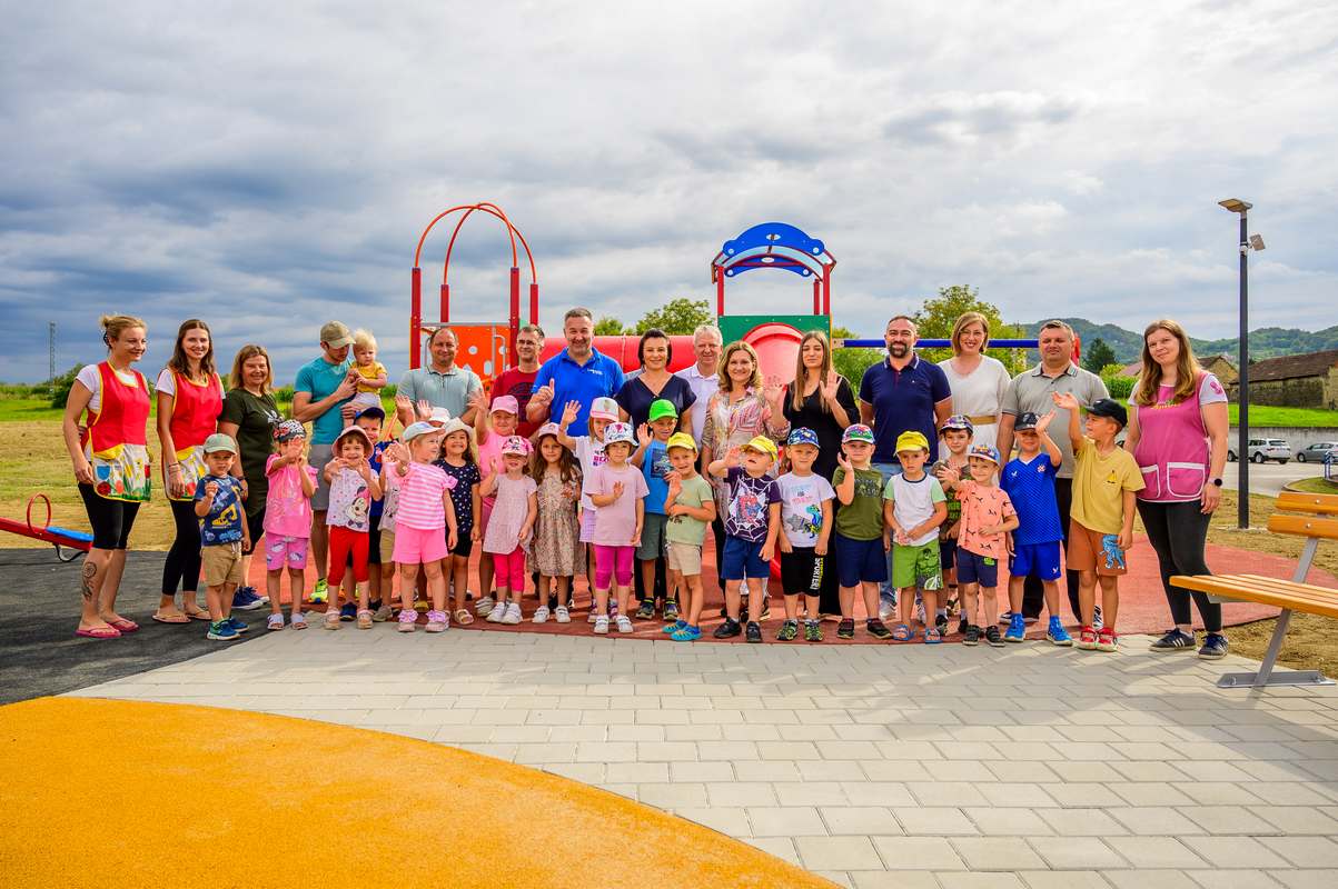 Dječje igralište Ljubešćica (1)