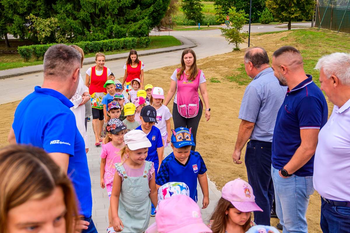 Dječje igralište Ljubešćica (3)
