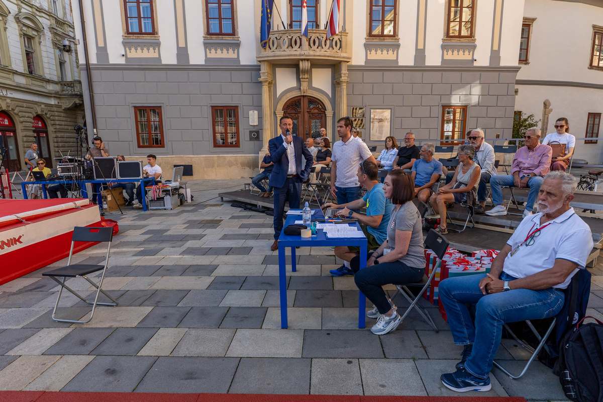 Korzo jump foto – Grad Varaždin (2)