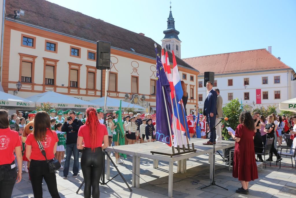Mažoretkinje Foto – Grad Varaždin (11) Mažoretkinje Foto – Grad Varaždin (11)