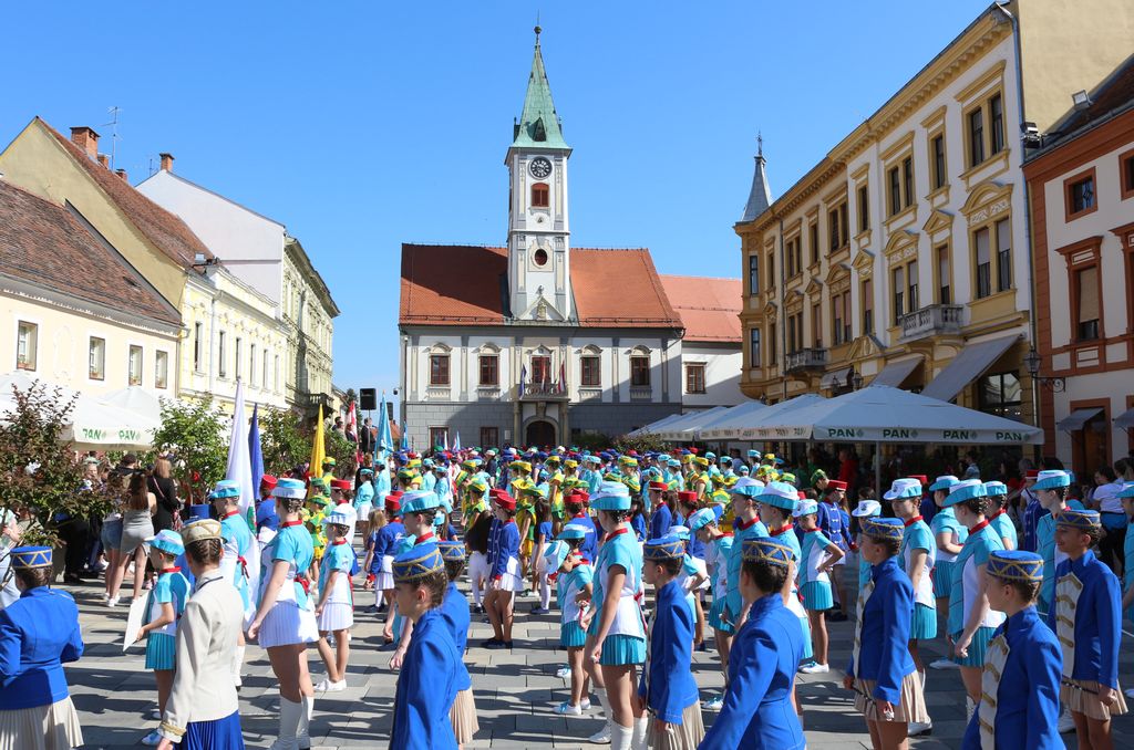 Mažoretkinje Foto – Grad Varaždin (15) Mažoretkinje Foto – Grad Varaždin (15)