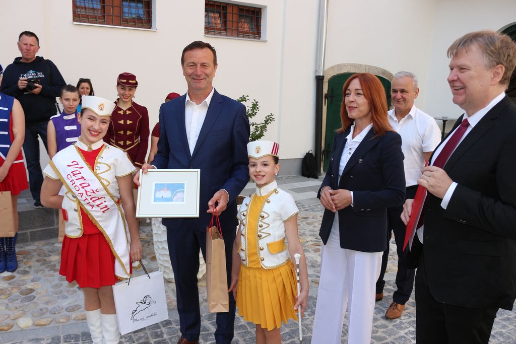 Mažoretkinje Foto – Grad Varaždin (2) Mažoretkinje Foto – Grad Varaždin (2)