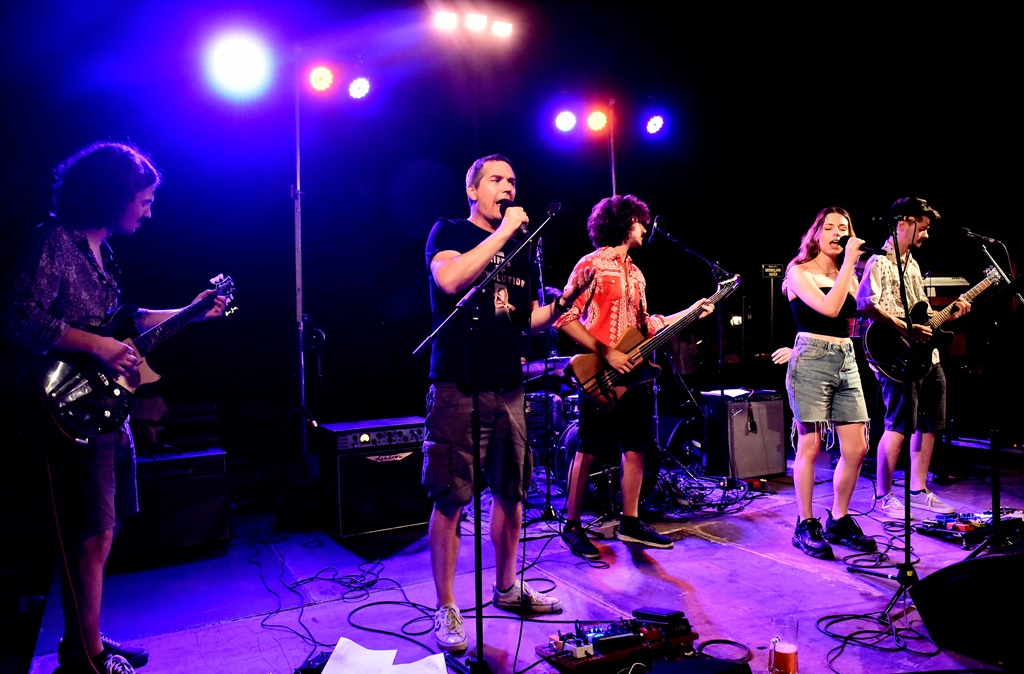 Razor Jet Riffs of revolution (1) Razor Jet Riffs of revolution (1)