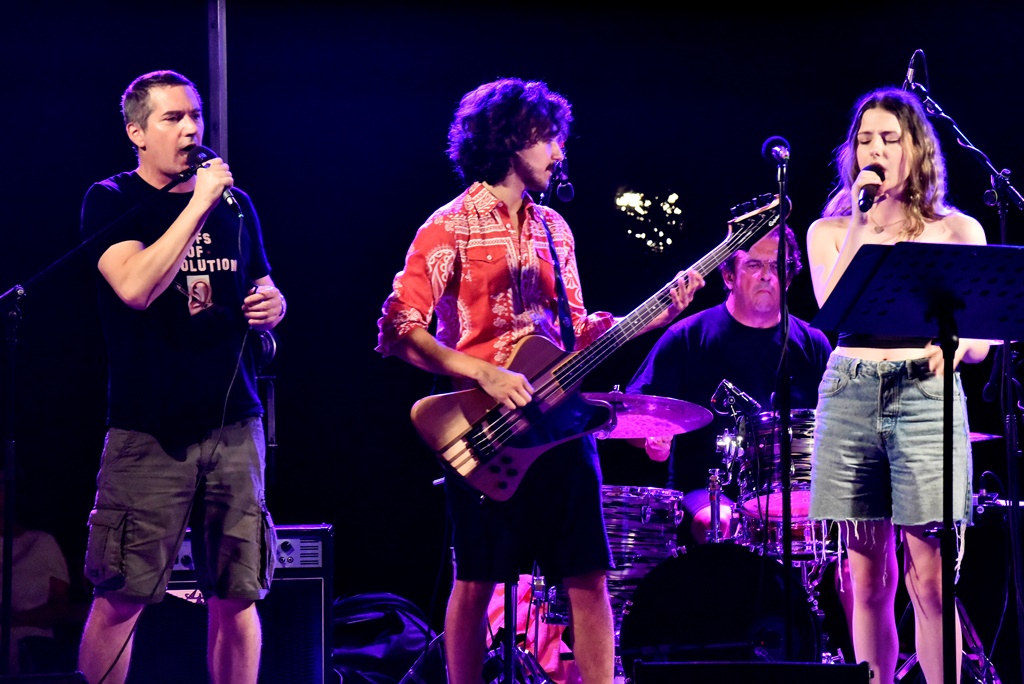 Razor Jet Riffs of revolution (2) Razor Jet Riffs of revolution (2)