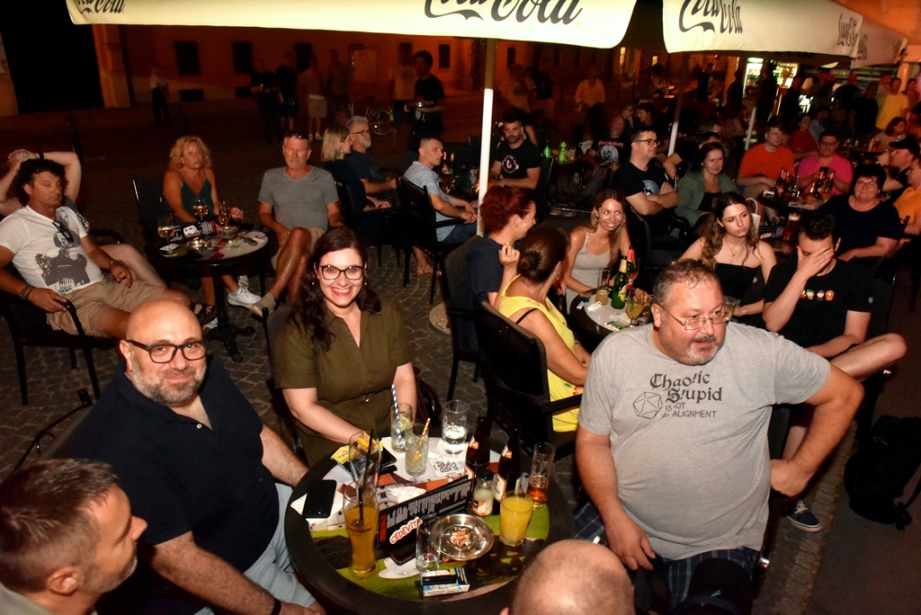 Razor Jet Riffs of revolution (22) Razor Jet Riffs of revolution (22)