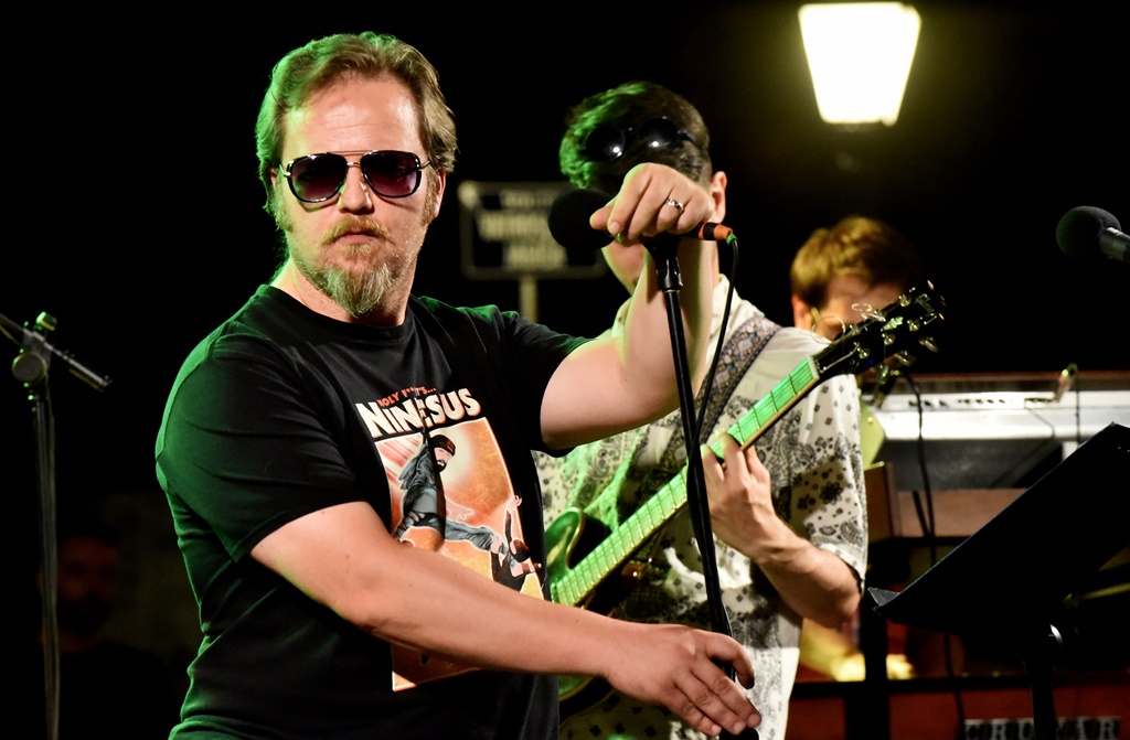 Razor Jet Riffs of revolution (26) Razor Jet Riffs of revolution (26)