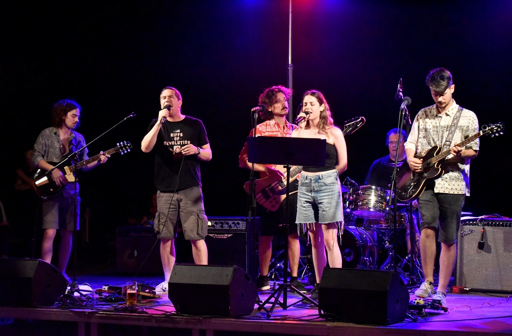 Razor Jet Riffs of revolution (9) Razor Jet Riffs of revolution (9)