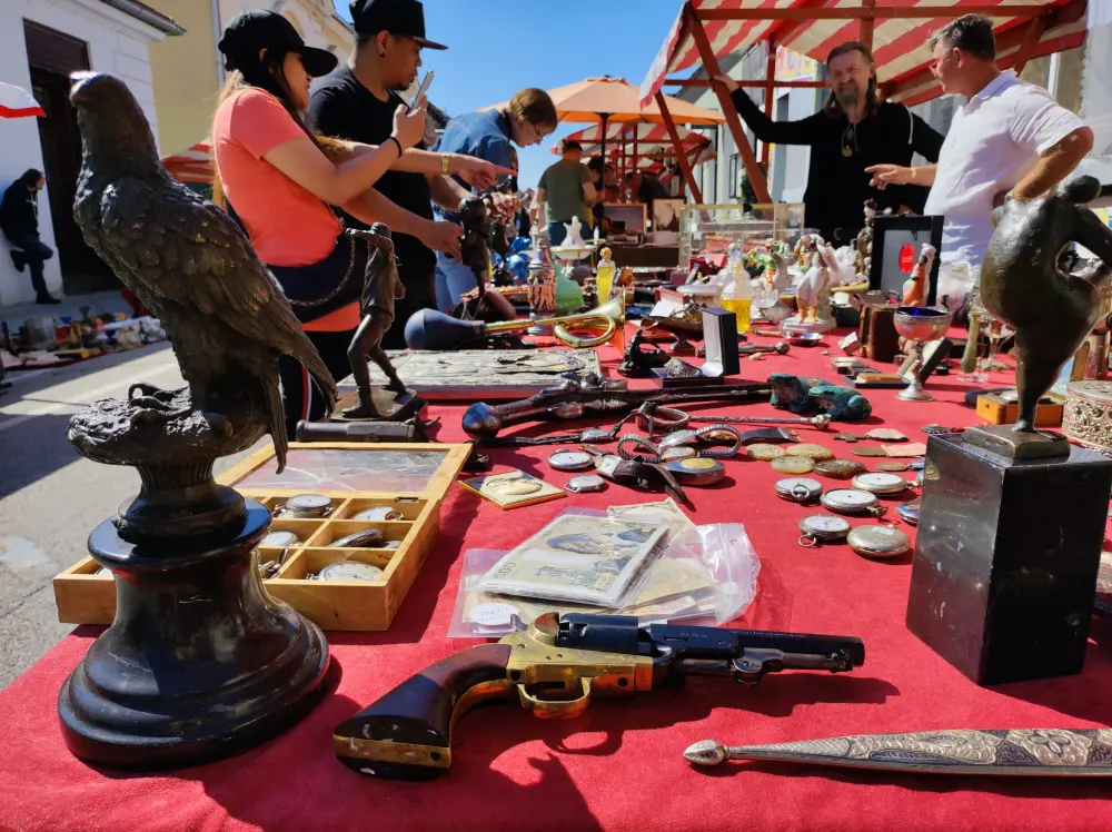 Sajam antikviteta 11