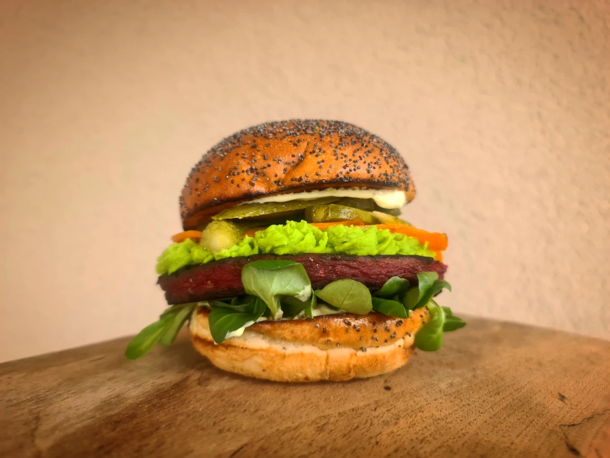 VEGANO BURGER_Škartoc ljubavi