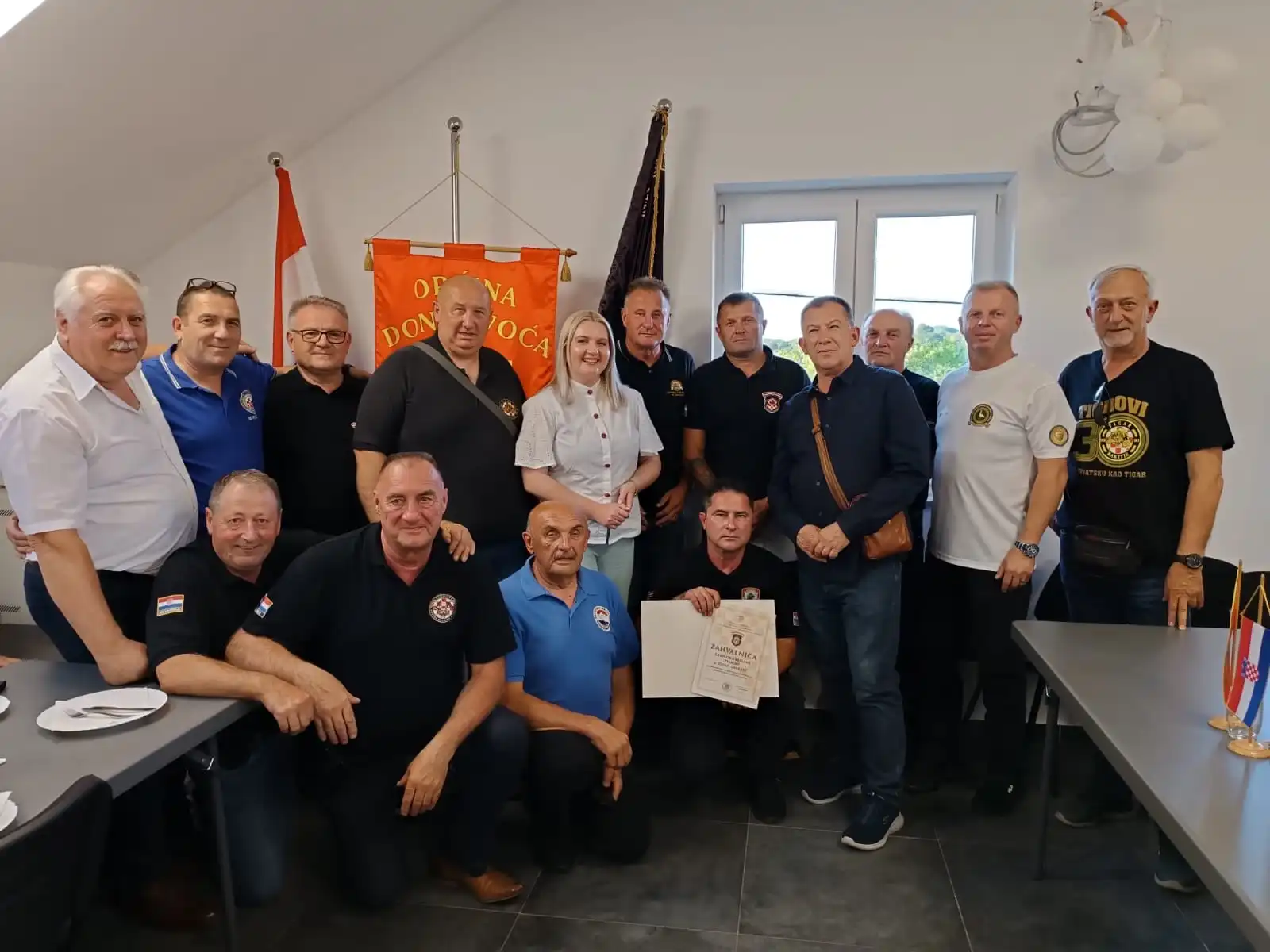 a589a5ed-98e9-4812-984a-c90468ac285a