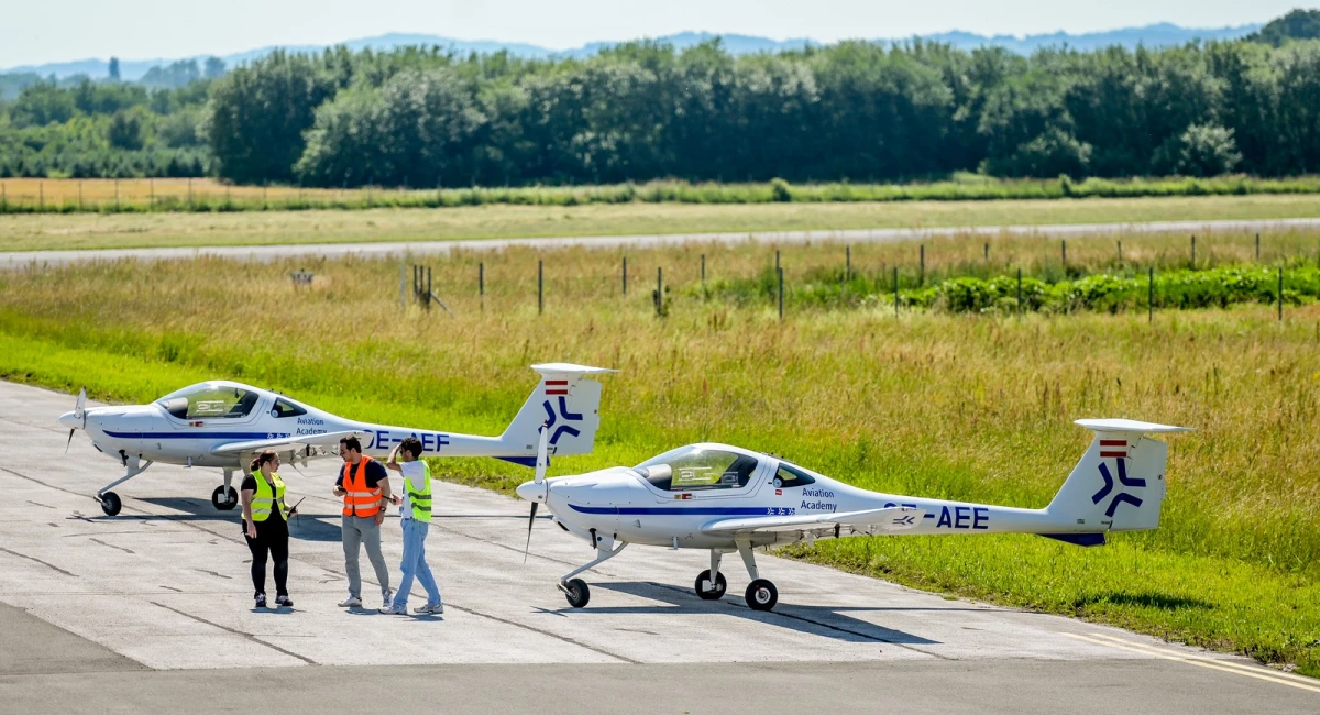 aerodrom avioni – foto grad varazdin 05 aerodrom avioni – foto grad varazdin 05