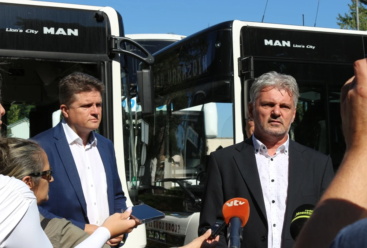 cistoca autobusi – foto grad varazdin 08