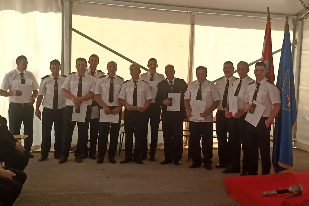 dvd grešćevina (4) dvd grešćevina (4)