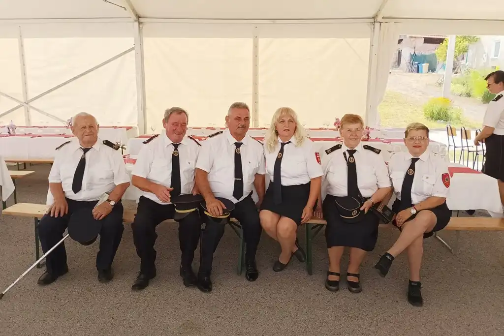 dvd grešćevina (8) dvd grešćevina (8)