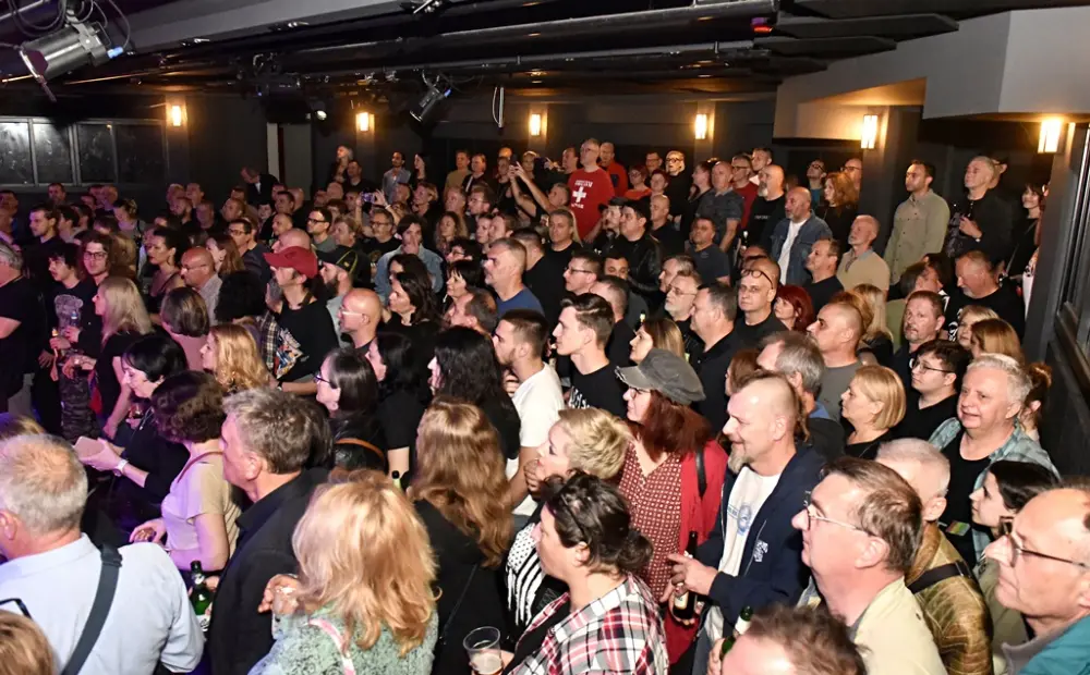 elektricni orgazam10 elektricni orgazam10