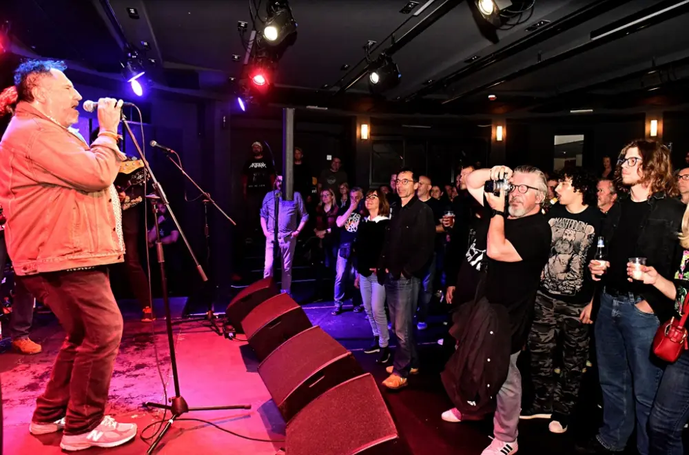 elektricni orgazam16 elektricni orgazam16