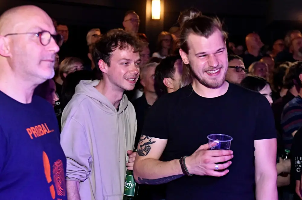 elektricni orgazam22 elektricni orgazam22