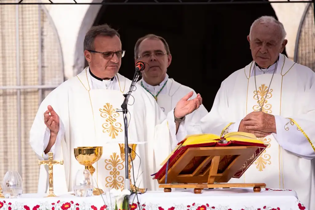 gvt kapela sv duha (5) gvt kapela sv duha (5)