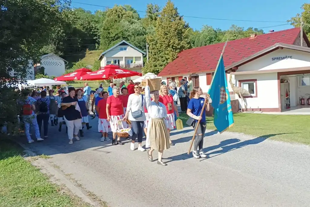 gvt ručna žetva raži (1) gvt ručna žetva raži (1)