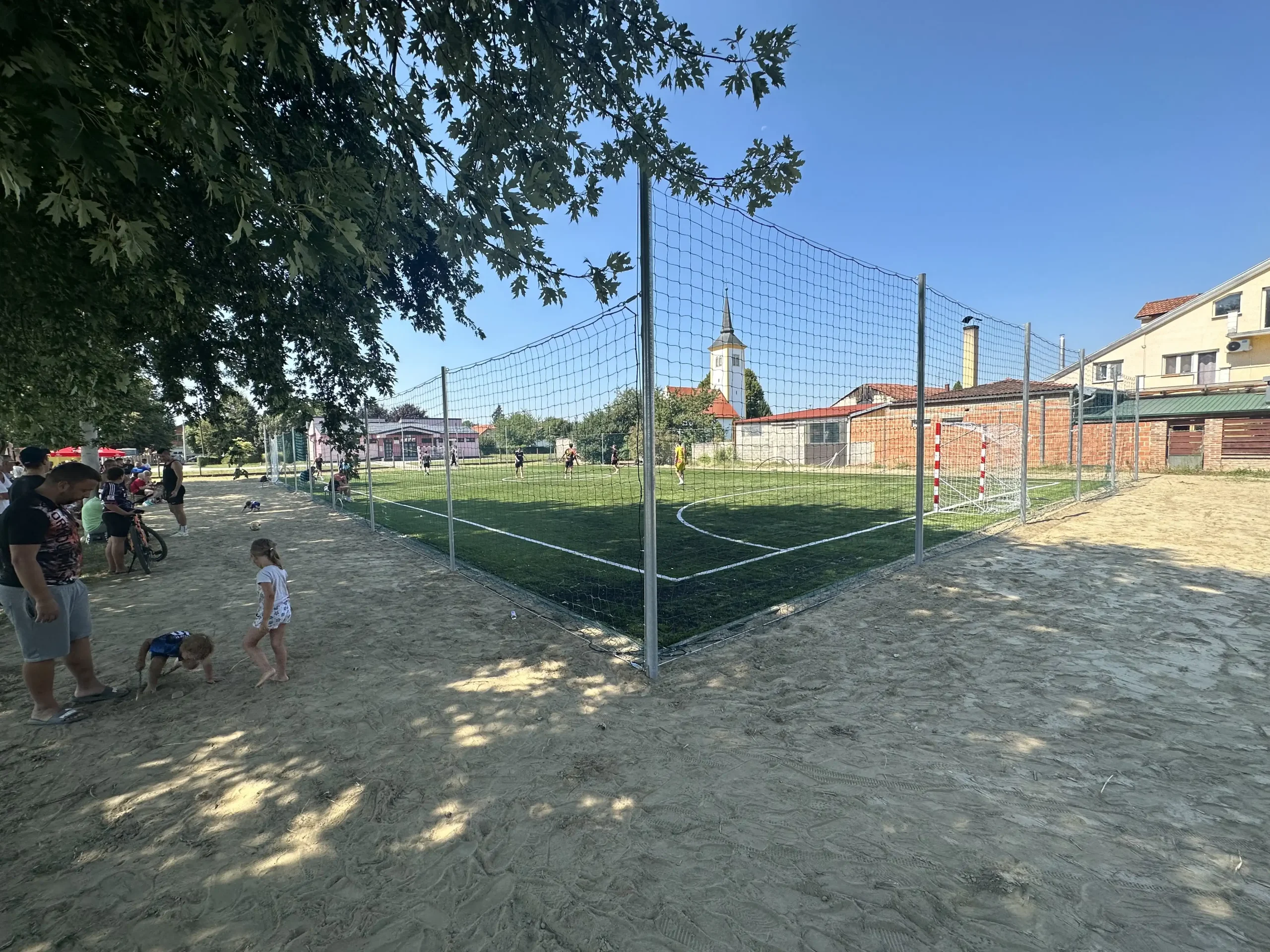 image_50439169 (1) image_50439169 (1)