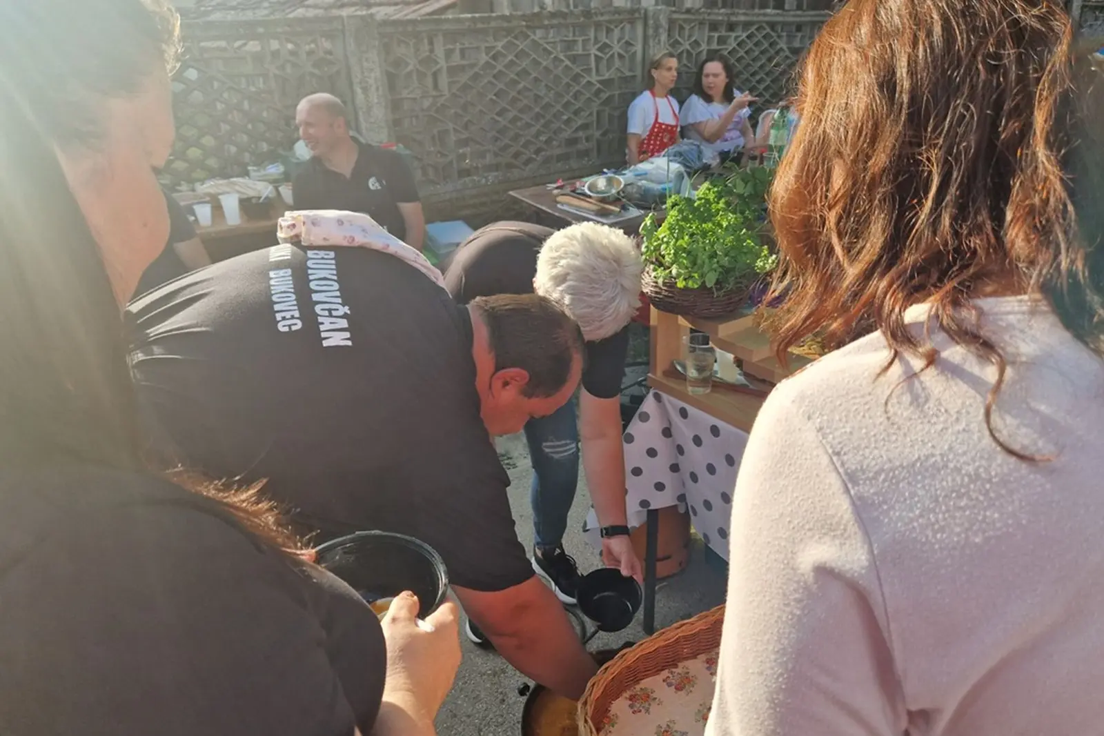 mali bukovec kotlic 30