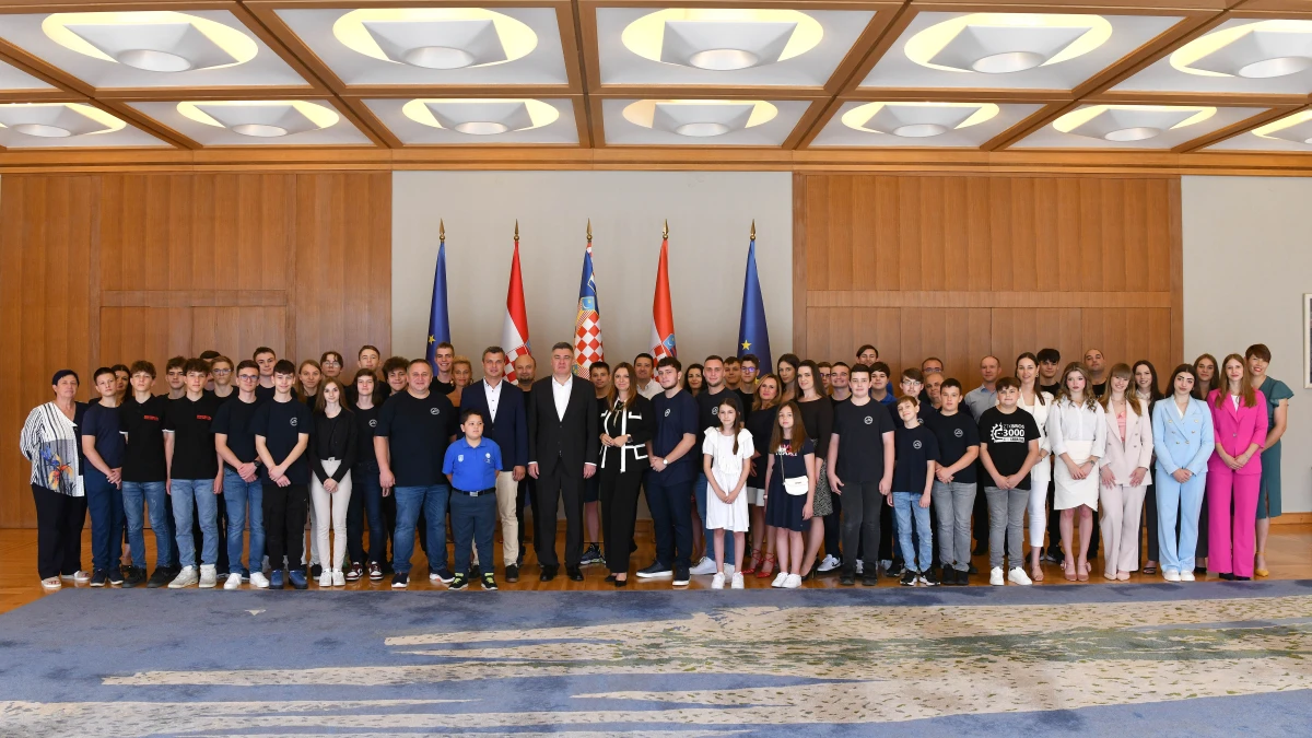 milanovic roboticari – foto ured predsjednik rh 05 milanovic roboticari – foto ured predsjednik rh 05