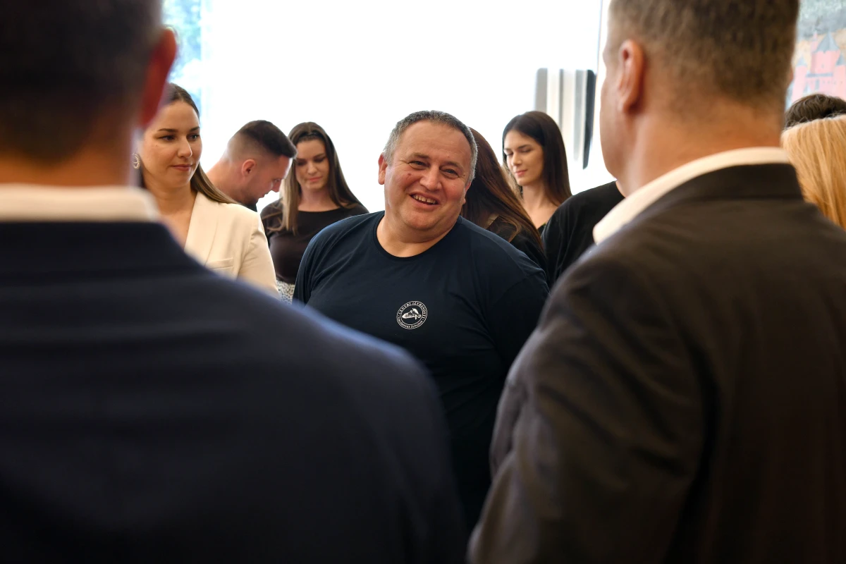 milanovic roboticari – foto ured predsjednik rh 22 milanovic roboticari – foto ured predsjednik rh 22