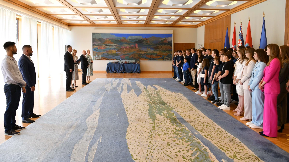 milanovic roboticari – foto ured predsjednik rh 29 milanovic roboticari – foto ured predsjednik rh 29