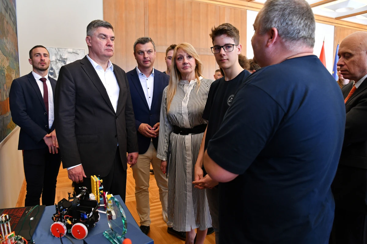 milanovic roboticari – foto ured predsjednik rh 31 milanovic roboticari – foto ured predsjednik rh 31