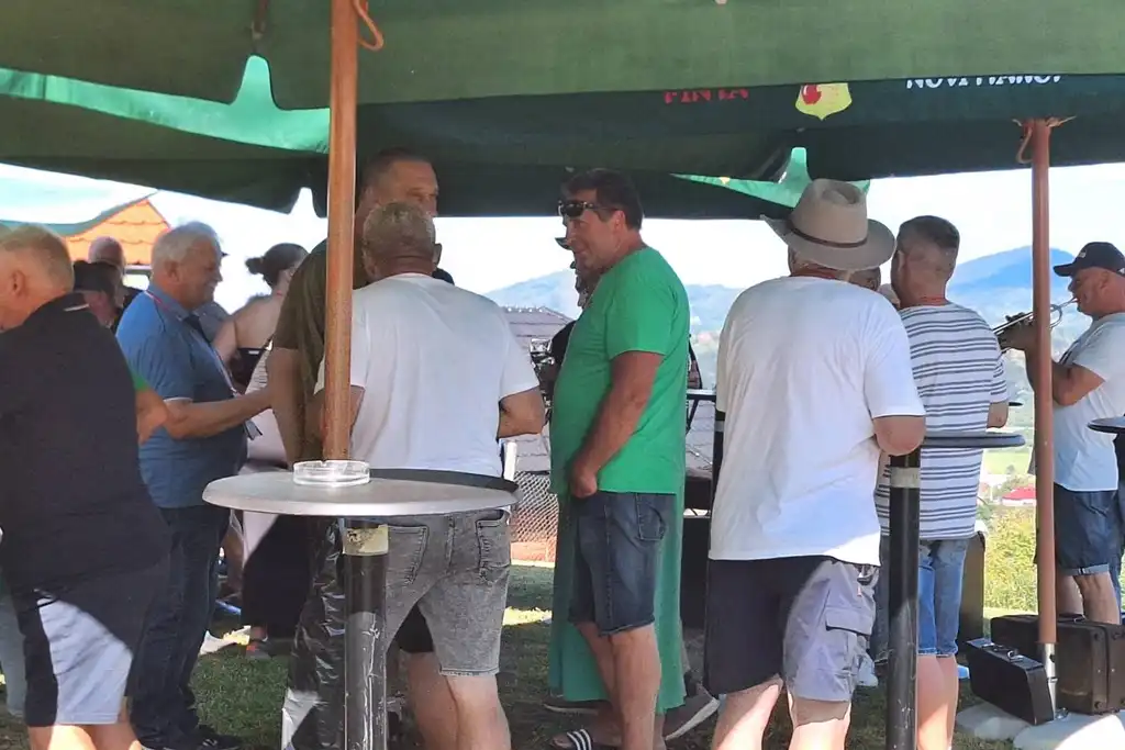 podizanje klopotca grabrovec.jpg 2