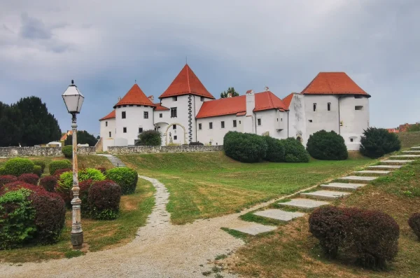 prognoza ljeto oblacno sparno razglednica – foto goran stimec 05