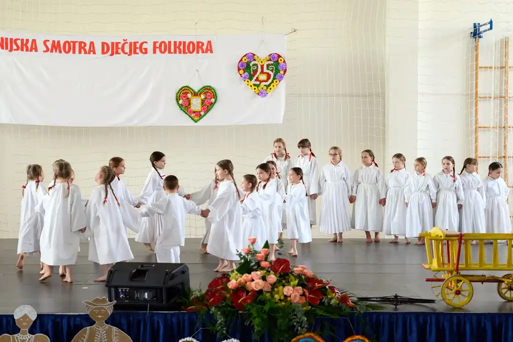 trnovec-zupanijska smotra (9)