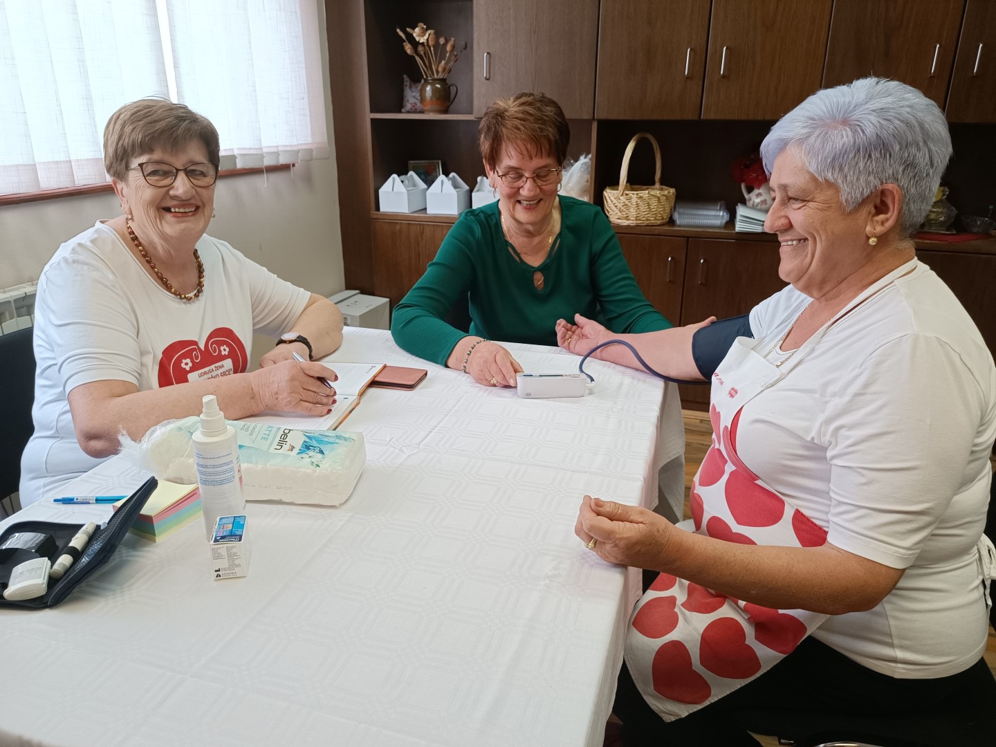 Uskrsna izložba Udruge žena Trnovečko srce