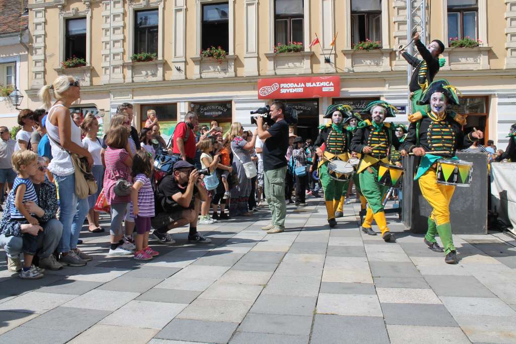 fanfaratranse029375150