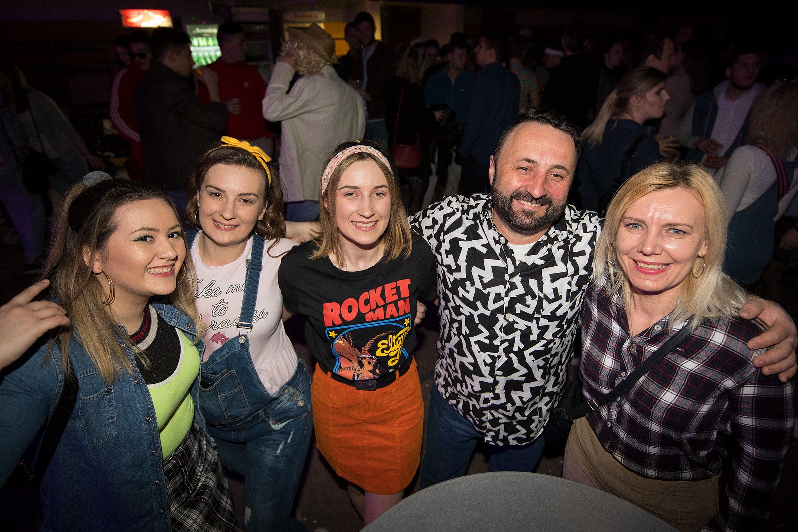 TRASH PARTY U PRELOGU Minea, Ivana Banfić i Ella napravile ludnicu na partyju!