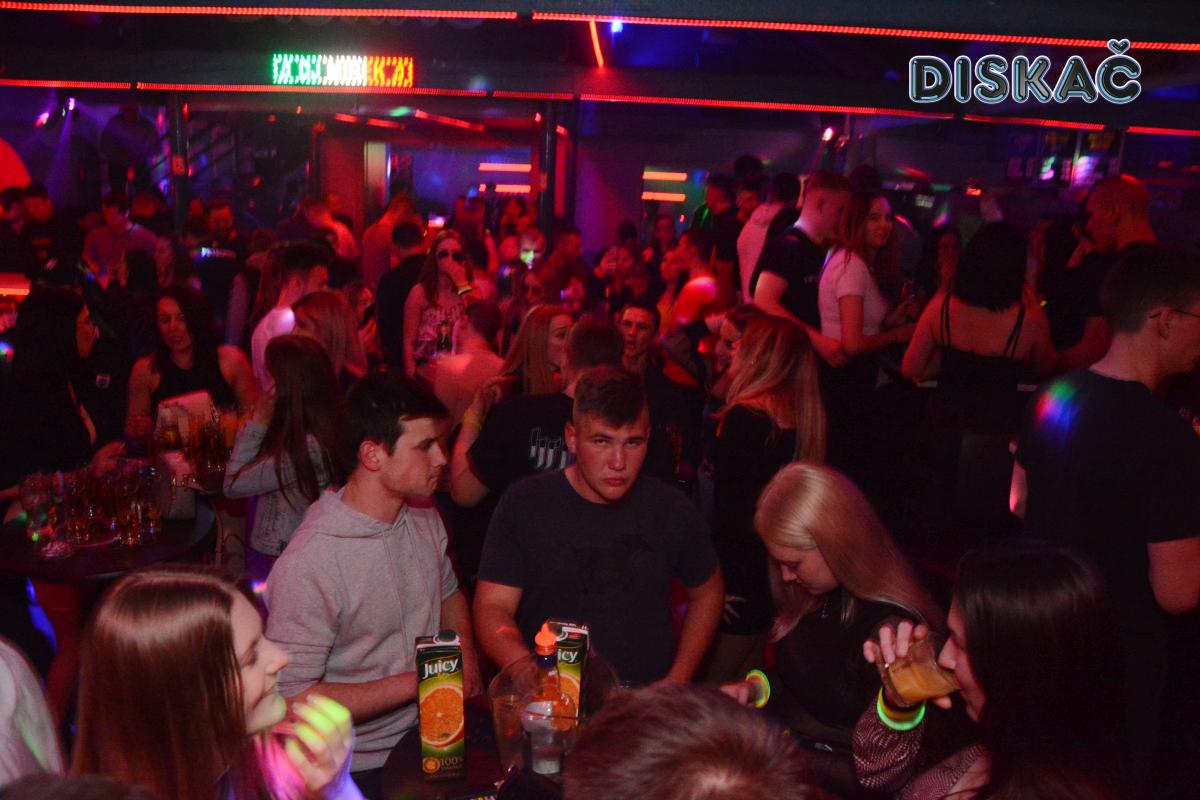 Image 5323068 (auto)